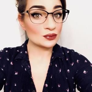 Meet your Posher, Cortney